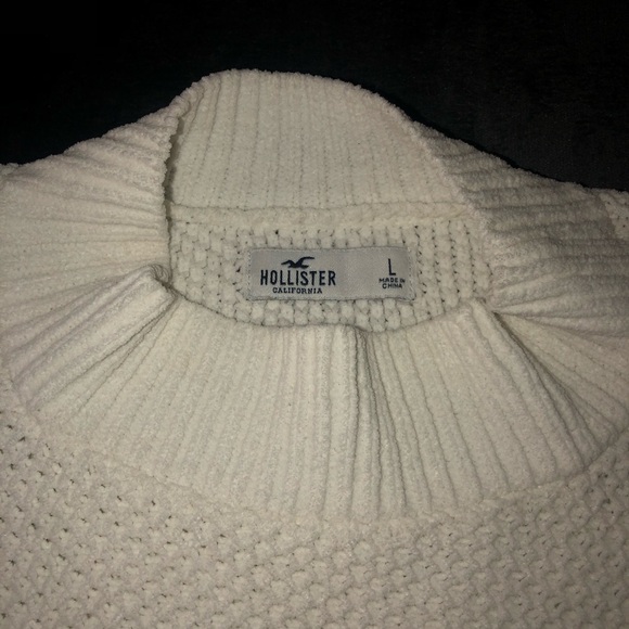 Hollister Cozy Sweater - Picture 3 of 8